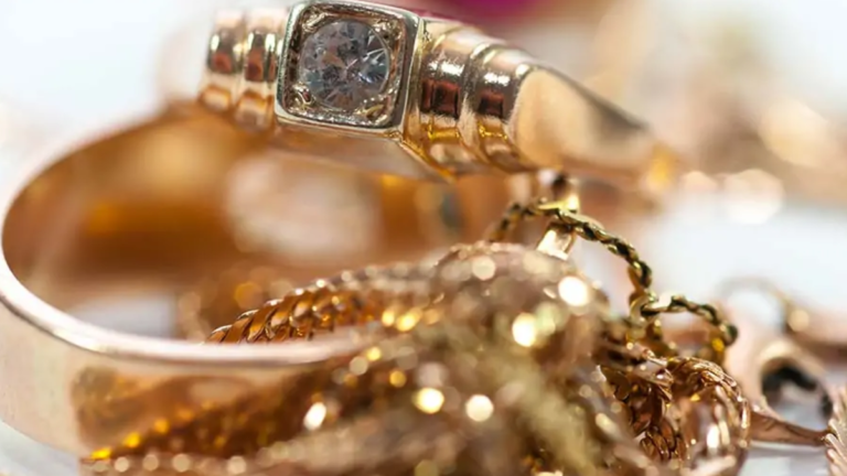 What to Know About Gold Market Prices Before Pawning Jewellery in Melbourne